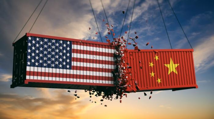 Kina hakmerret, 34 për qind taksa për të gjitha importet amerikane